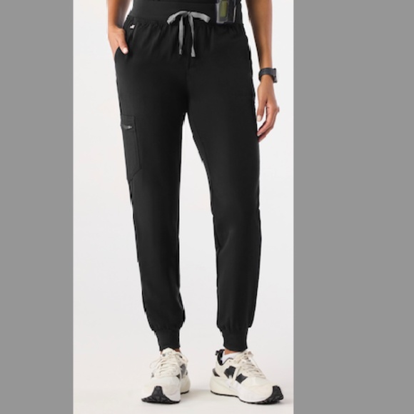 Figs Black Zamora Joggers *SEE DESCRIPTION - Picture 1 of 4